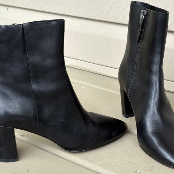 Banana Republic Black Leather Ankle Boots | Size 8 - Picture 5 of 9